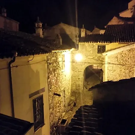 Alojamento de Acomodação e Pequeno-almoço Notte Al Museo